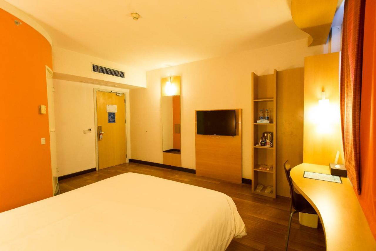 Ibis Dongguan Dongcheng Hotel Exterior foto